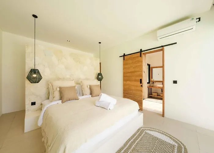 Villa 1br Tropical Private Pool In - Uluma *